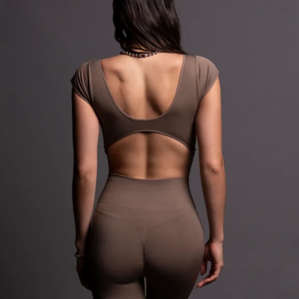Darcsport crop top